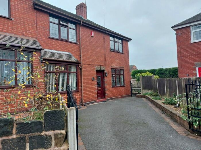 2 Bedroom Semi-Detached House To Rent In Owen Grove, Burslem, Stoke-On-Trent, ST6