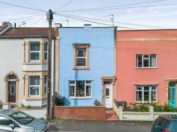 3 Bedroom Terraced House For Sale In Sherbourne Street, Bristol, BS5