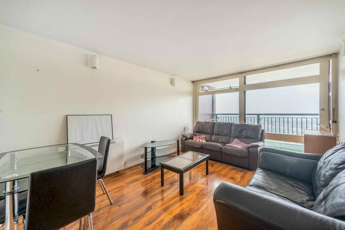 1 Bedroom Flat To Rent In Golborne Road, North Kensington, London, W10