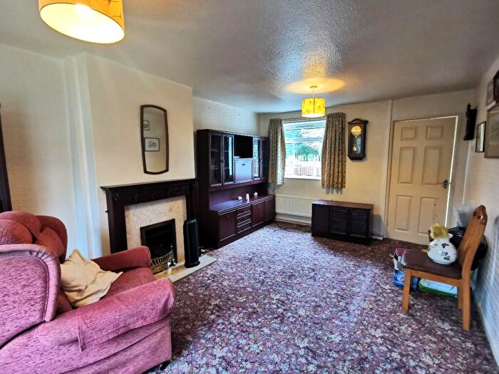 3 Bedroom Terraced House For Sale In Low Green, Leyland, Lancashire, PR25