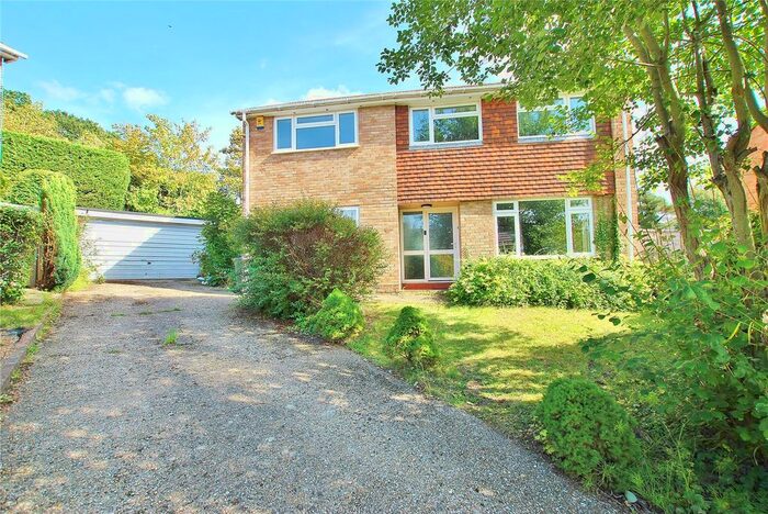 4 Bedroom Detached House To Rent In Bracken Way, Guildford, Surrey, GU3