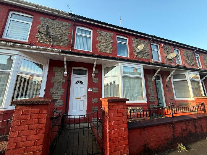 3 Bedroom Terraced House For Sale In William Street, Blackwood, NP12