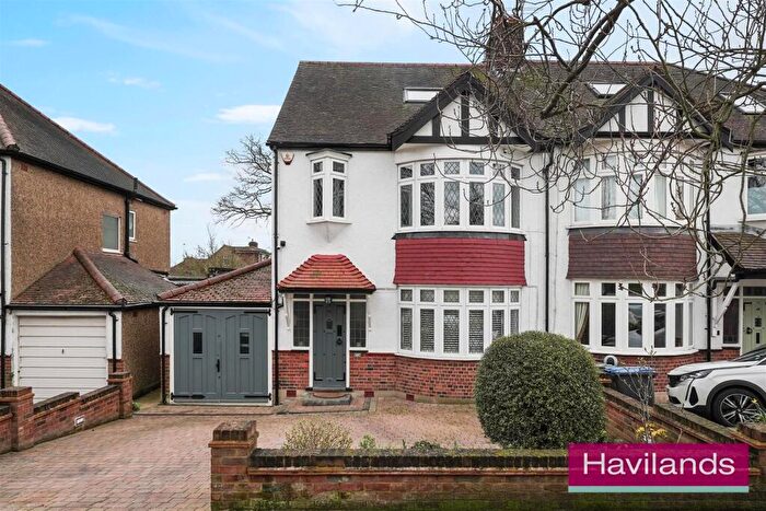 4 Bedroom Semi Detached House For Sale In Oakwood Crescent, London, N21