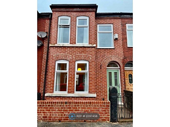 3 Bedroom Terraced House To Rent In New Barton Street, Salford, M6