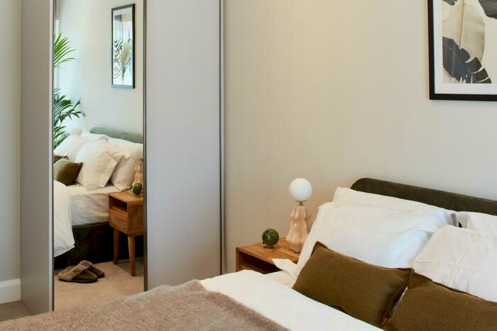 2 Bedroom Apartment To Rent In The Lark, Nine Elms, SW11