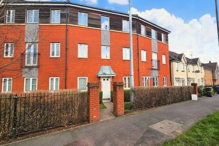 2 Bedroom Flat To Rent In Birchwood Road, Bristol, BS4