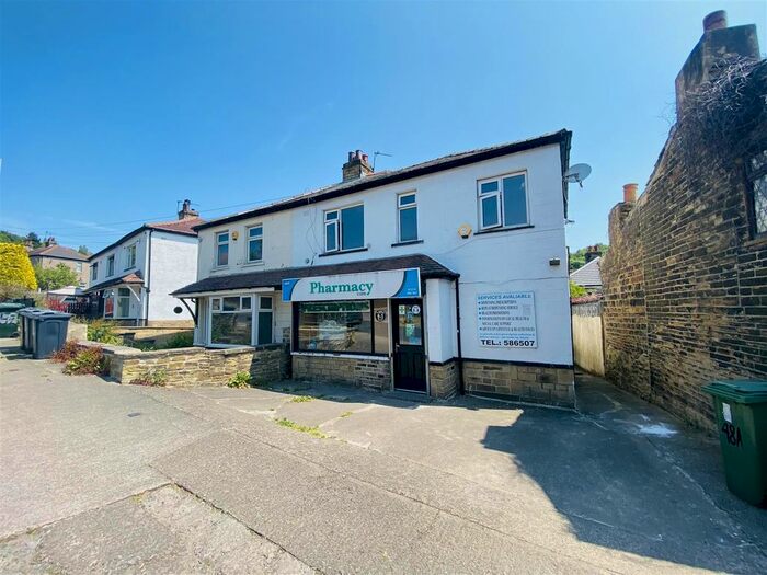 2 Bedroom Flat To Rent In Gaisby Lane, Shipley, BD18