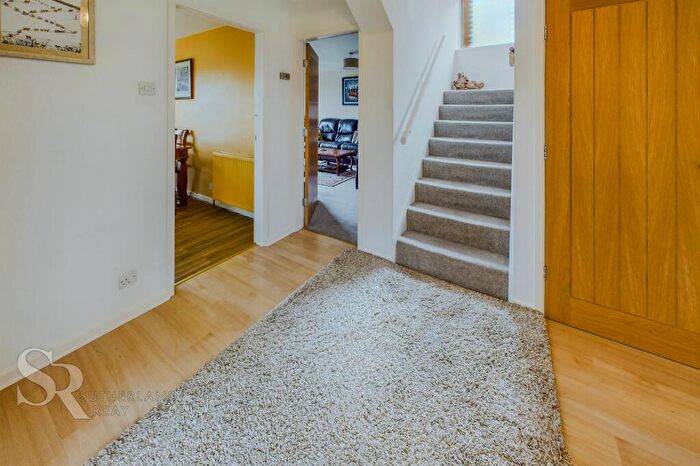 4 Bedroom Detached House For Sale In Graham Drive, Disley, SK12