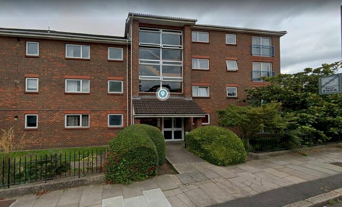 1 Bedroom Flat To Rent In Lower Downs Road, London, SW20