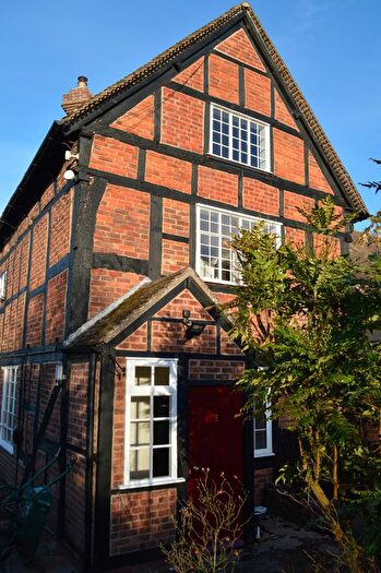 3 Bedroom Semi-Detached House To Rent In Hillend Cottages, Eastnor, Ledbury, HR8