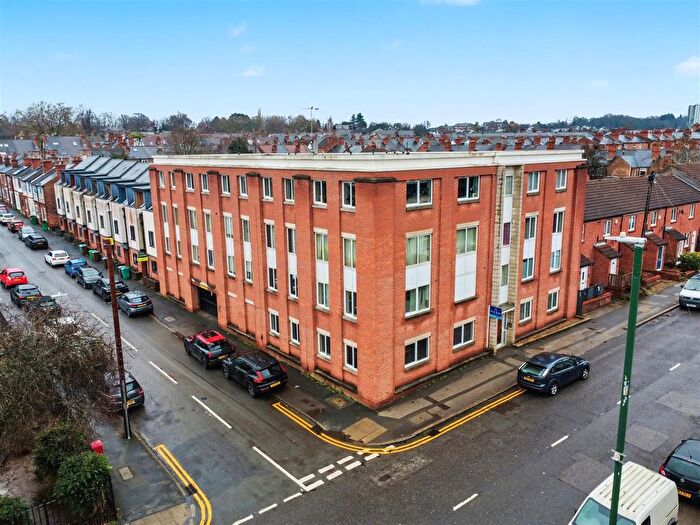 3 Bedroom Flat For Sale In Royal Court, Haydn Road, Nottingham, NG5