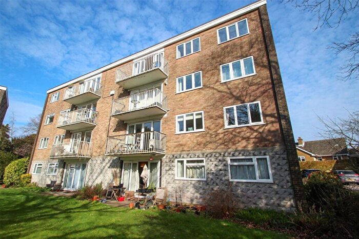 2 Bedroom Apartment For Sale In Admirals Court, Hamble, Southampton, Hampshire, SO31