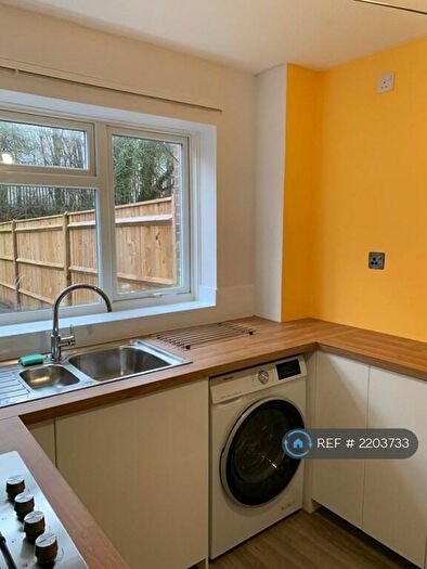 3 Bedroom Terraced House To Rent In Whyteways, Eastleigh, SO50