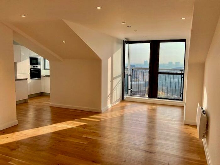 2 Bedroom Flat To Rent In Arden Gate, Communications Row, B15