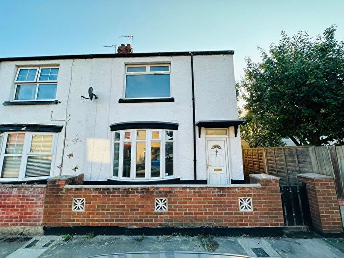 3 Bedroom Terraced House To Rent In Barton Avenue, Hartlepool, TS25
