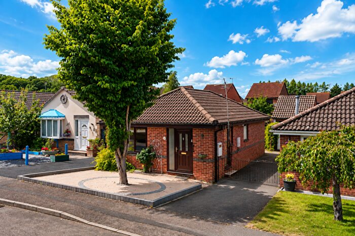 2 Bedroom Bungalow For Sale In Poppy Close, Leicester, Leicestershire, LE2