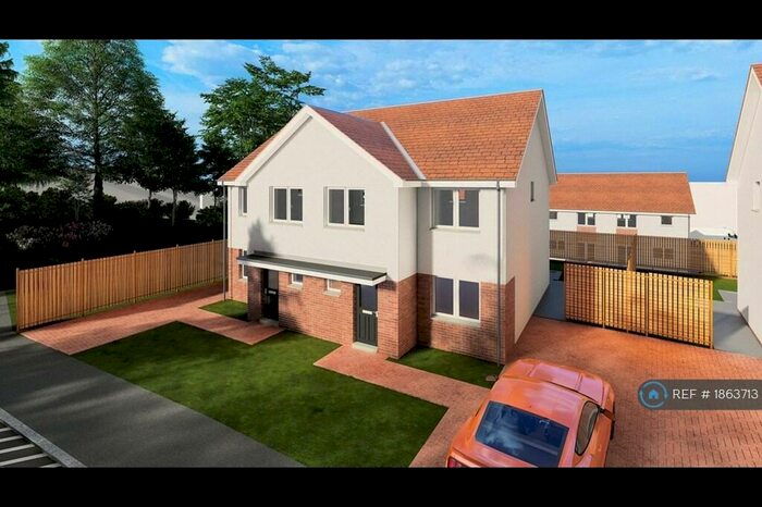 3 Bedroom Semi-Detached House To Rent In Tower Drive, Gourock, PA19