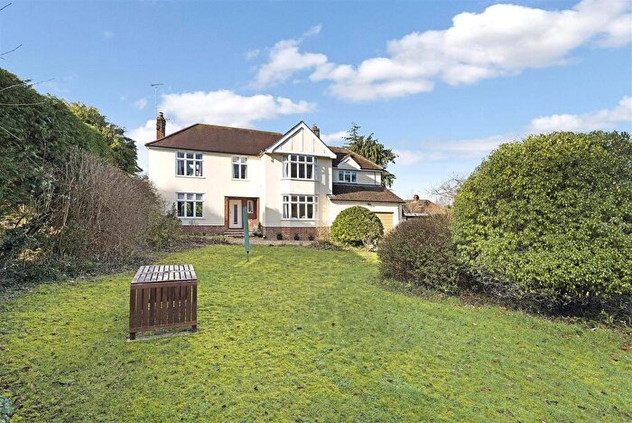 4 Bedroom Detached House For Sale In Horsecroft Road, Bury St Edmunds, IP33