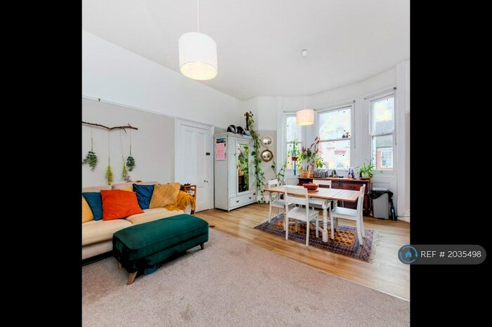 2 Bedroom Flat To Rent In Vernon Terrace, Brighton, BN1