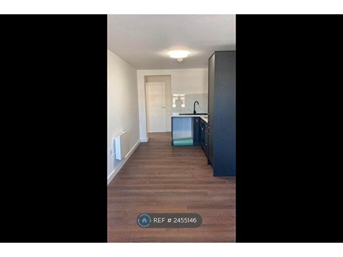 1 Bedroom Flat To Rent In High Street, Grays, RM17