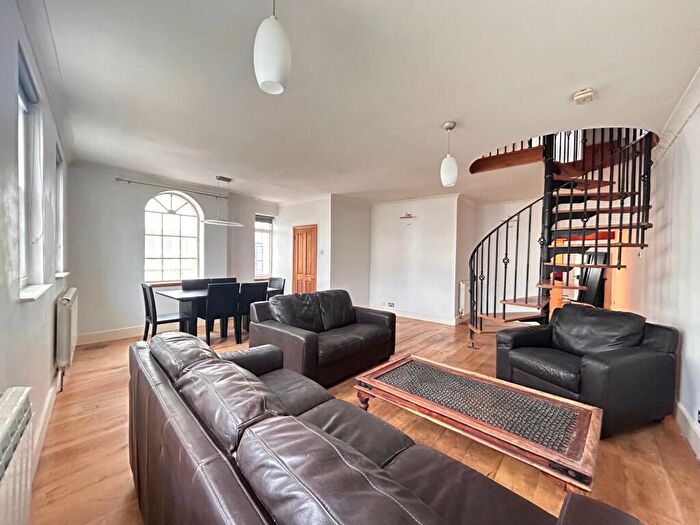 3 Bedroom Apartment To Rent In St Georges Road, Portland Mews, Brighton, BN2