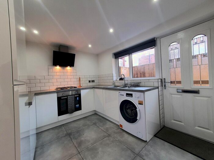 2 Bedroom Terraced House To Rent In North Road, North Shields, Newcastle Upon Tyne, NE29