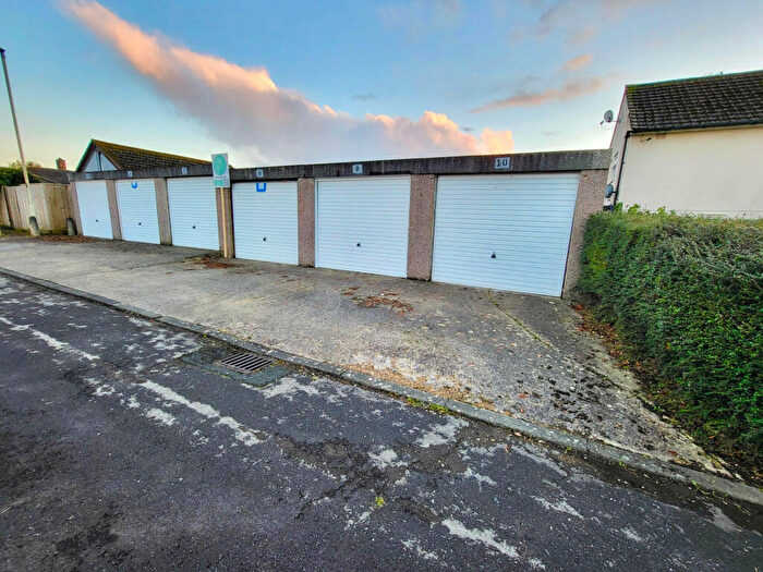 Garage / Parking To Rent In Garage, Park Road, Stonehouse, GL10