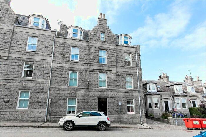 1 Bedroom Flat To Rent In Gilcomston Park, Aberdeen, Aberdeenshire, AB25