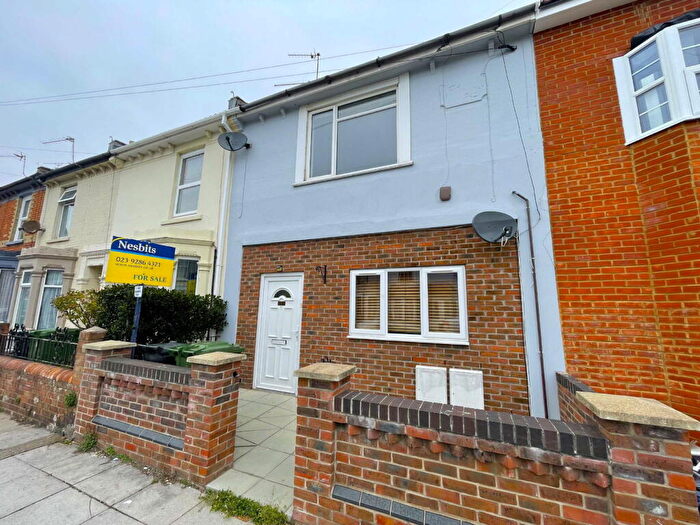 2 Bedroom Flat For Sale In Meon Road, Southsea, PO4