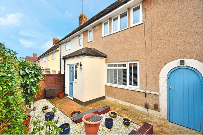 2 Bedroom Terraced House For Sale In Barnwell Road, Northampton, NN2