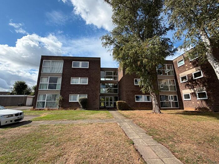 2 Bedroom Apartment To Rent In Landcross Drive, Abington Vale, Northampton, NN3