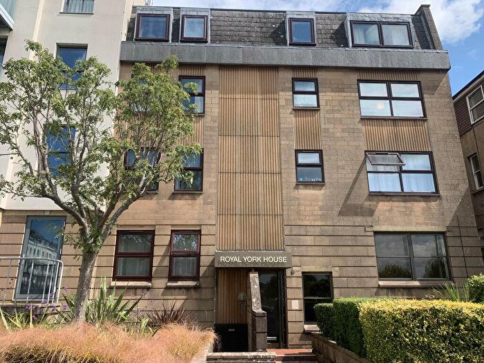 2 Bedroom Flat To Rent In Royal York House, Royal York Villas, BS8