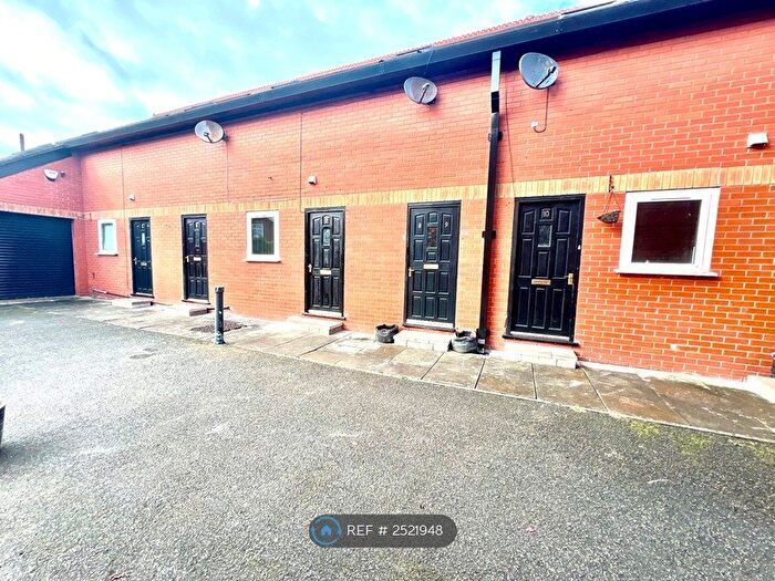 1 Bedroom Flat To Rent In Warburton Place, Atherton, Manchester, M46