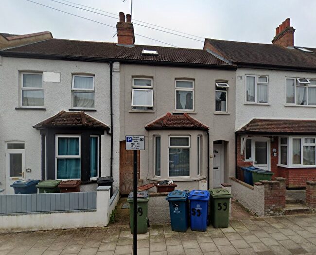 6 Bedroom House To Rent In Belmont Avenue, Harrow, HA3