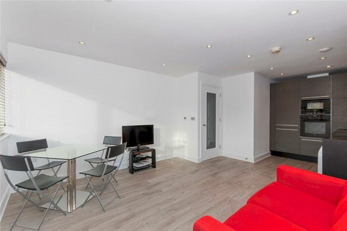 1 Bedroom Apartment To Rent In Manson House, Offord Road, N1