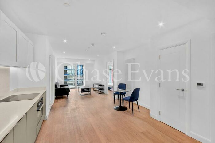 1 Bedroom Apartment To Rent In Galleria House, Western Gateway, Royal Eden Docks, E16