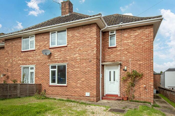 5 Bedroom Semi-Detached House For Sale In Nasmith Road, Norwich, NR4