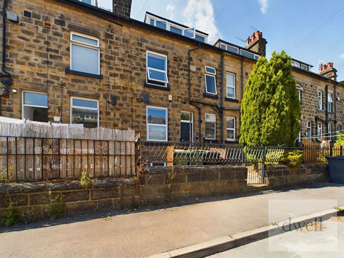 3 Bedroom Terraced House For Sale In Wellington Terrace, Bramley, Leeds, LS13