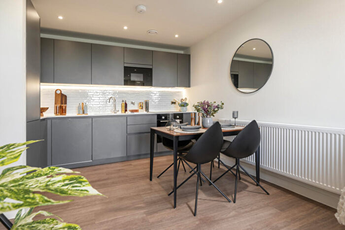 1 Bedroom Apartment To Rent In Weldale Street, Reading, Berkshire, RG1