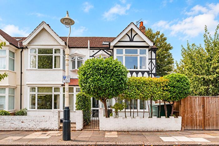 4 Bedroom Terraced House For Sale In Dudley Gardens, Northfields, Ealing, W13
