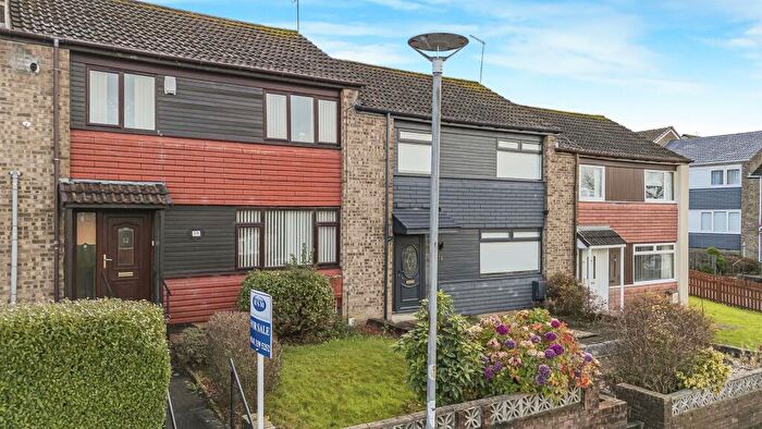 3 Bedroom Terraced House For Sale In Foxbar Drive, Paisley, PA2