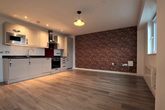 1 Bedroom Flat To Rent In Eastern Avenue, Gloucester GL4