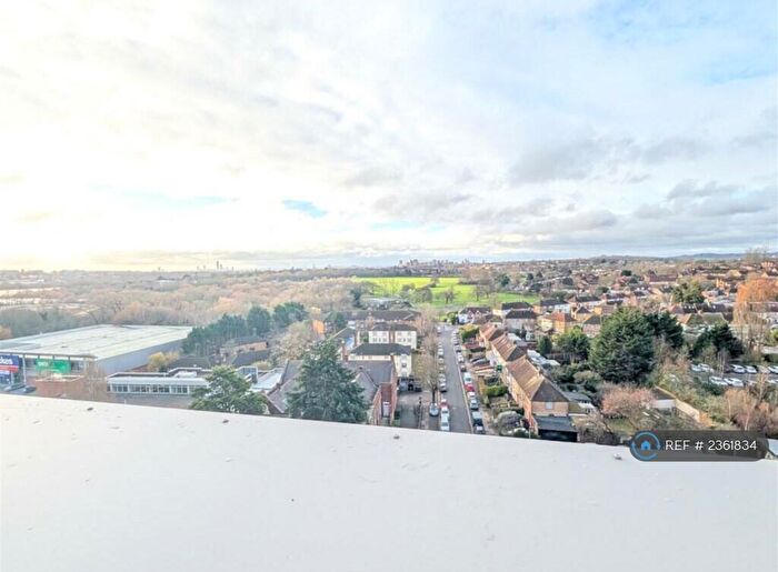 3 Bedroom Flat To Rent In Bower House, London, NW9