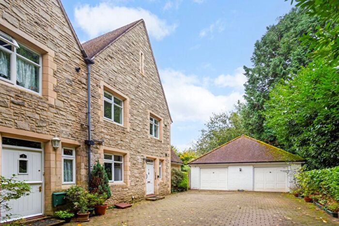 3 Bedroom Semi-Detached House To Rent In Nutfield Court Church Hill, RH1