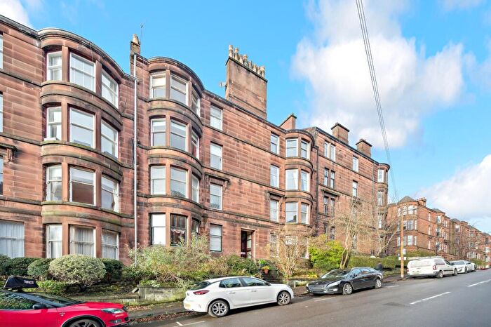1 Bedroom Flat To Rent In Yarrow Gardens, Flat -, North Kelvinside, Glasgow, G20