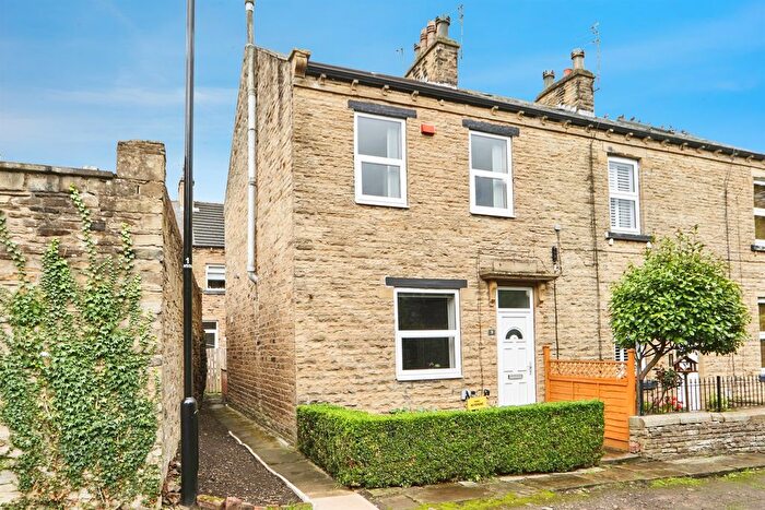 3 Bedroom End Terrace House For Sale In Woodnook Terrace, Stanningley, Pudsey, LS28