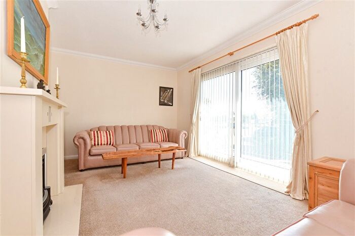 2 Bedroom Flat For Sale In Prospect Road, Shanklin, Isle Of Wight, PO37