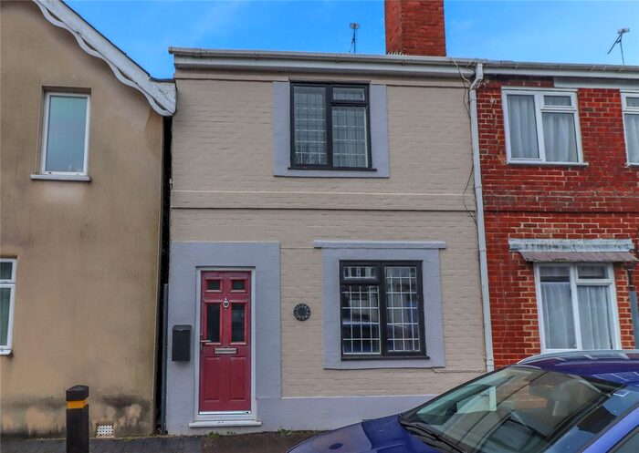 1 Bedroom Terraced House For Sale In High Street, Stockbridge, Hampshire, SO20