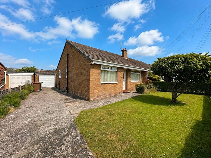 2 Bedroom Semi Detached Bungalow For Sale In Dorset Drive, Wirral, CH61
