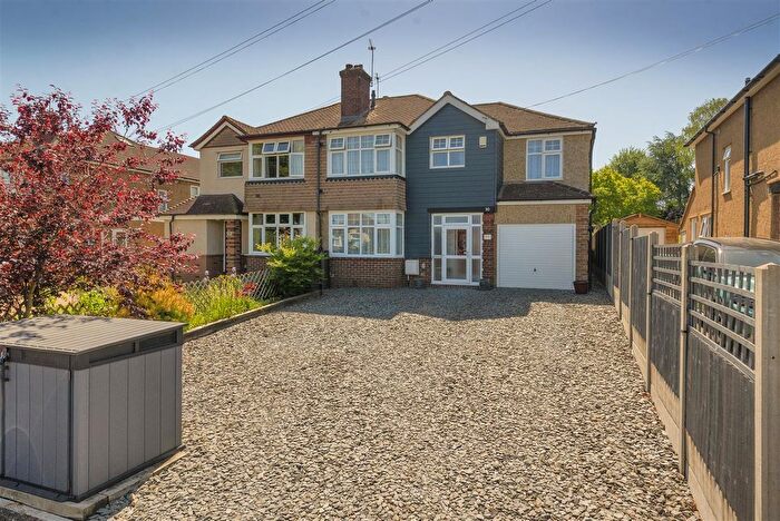 4 Bedroom Semi-Detached House For Sale In Hazel Avenue, Allington, ME16